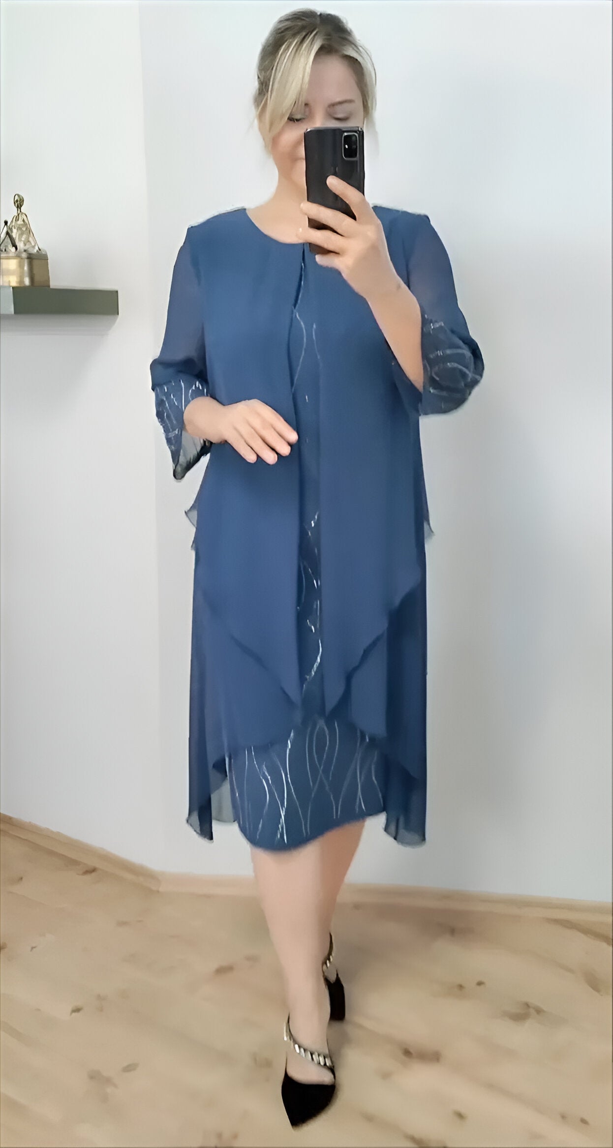 Claudia™ - Robe fluide et élégante avec superposition