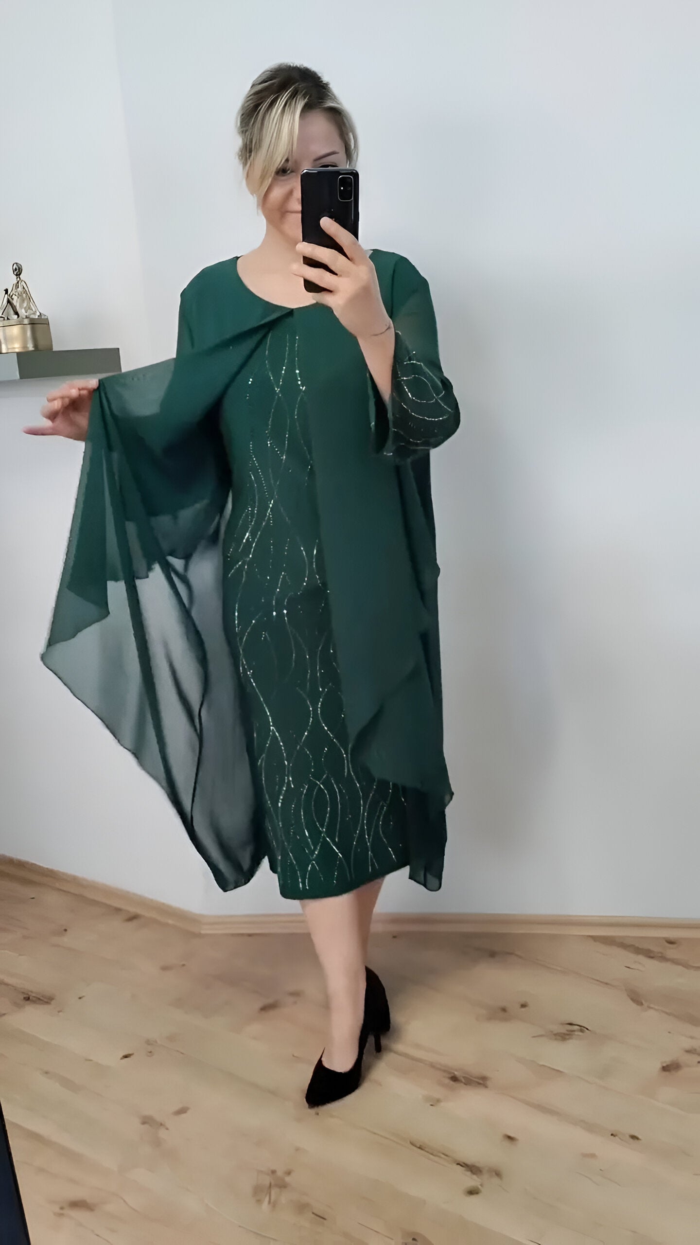 Claudia™ - Robe fluide et élégante avec superposition