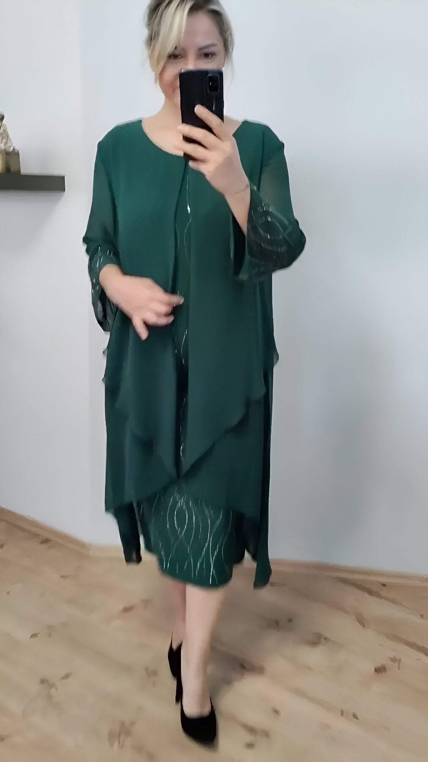 Claudia™ - Robe fluide et élégante avec superposition