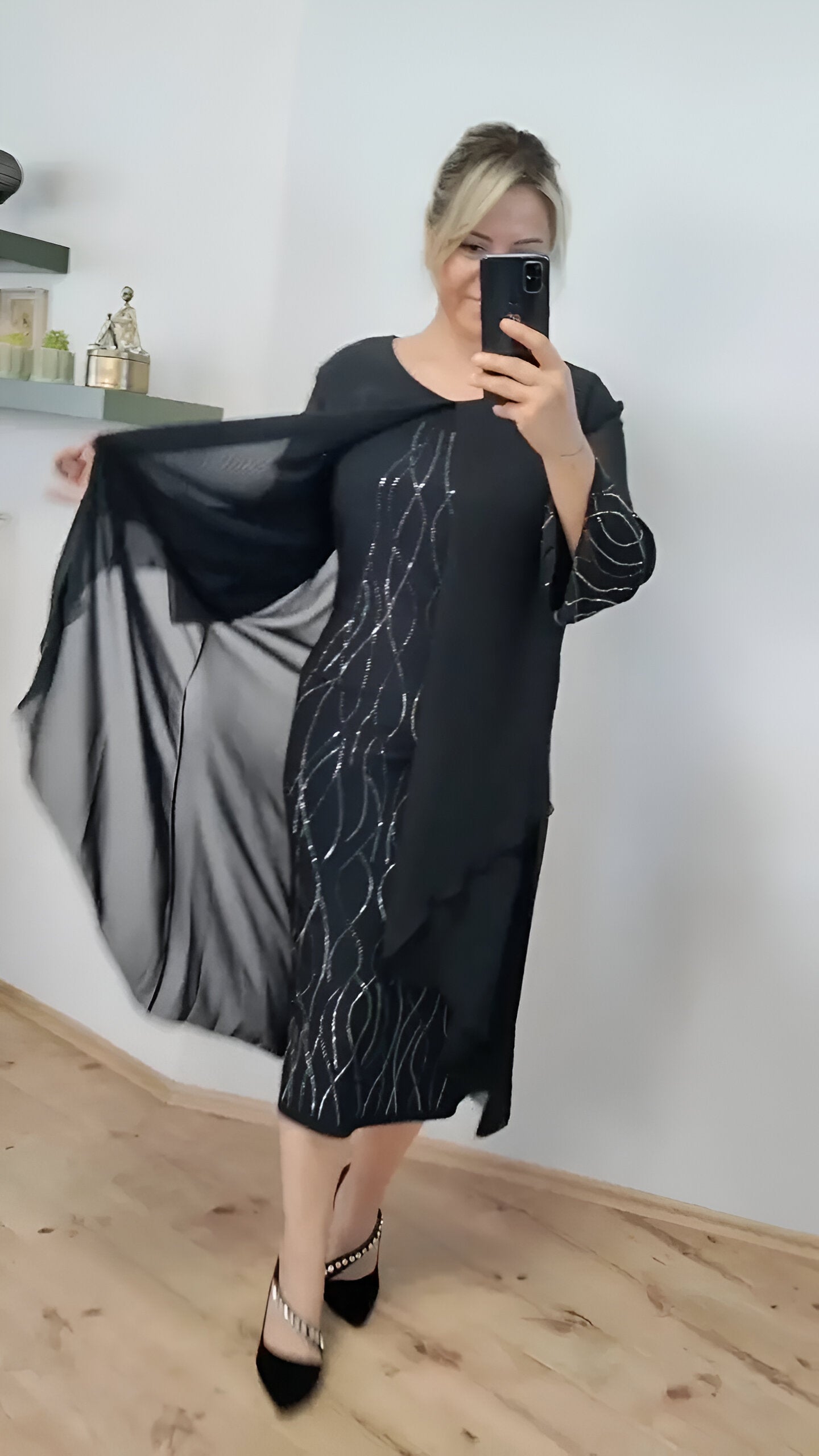 Claudia™ - Robe fluide et élégante avec superposition
